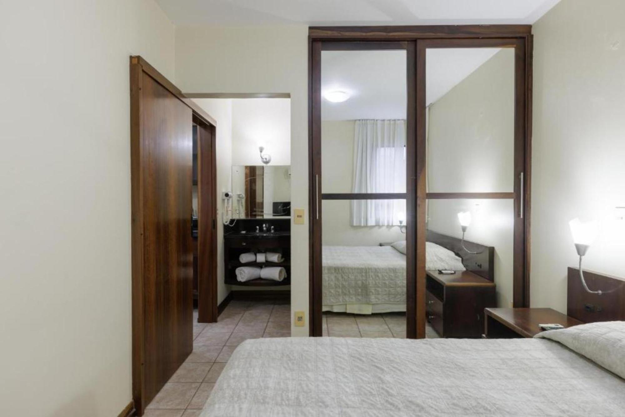 Le Village Flats E Hotel Joinville Habitación foto